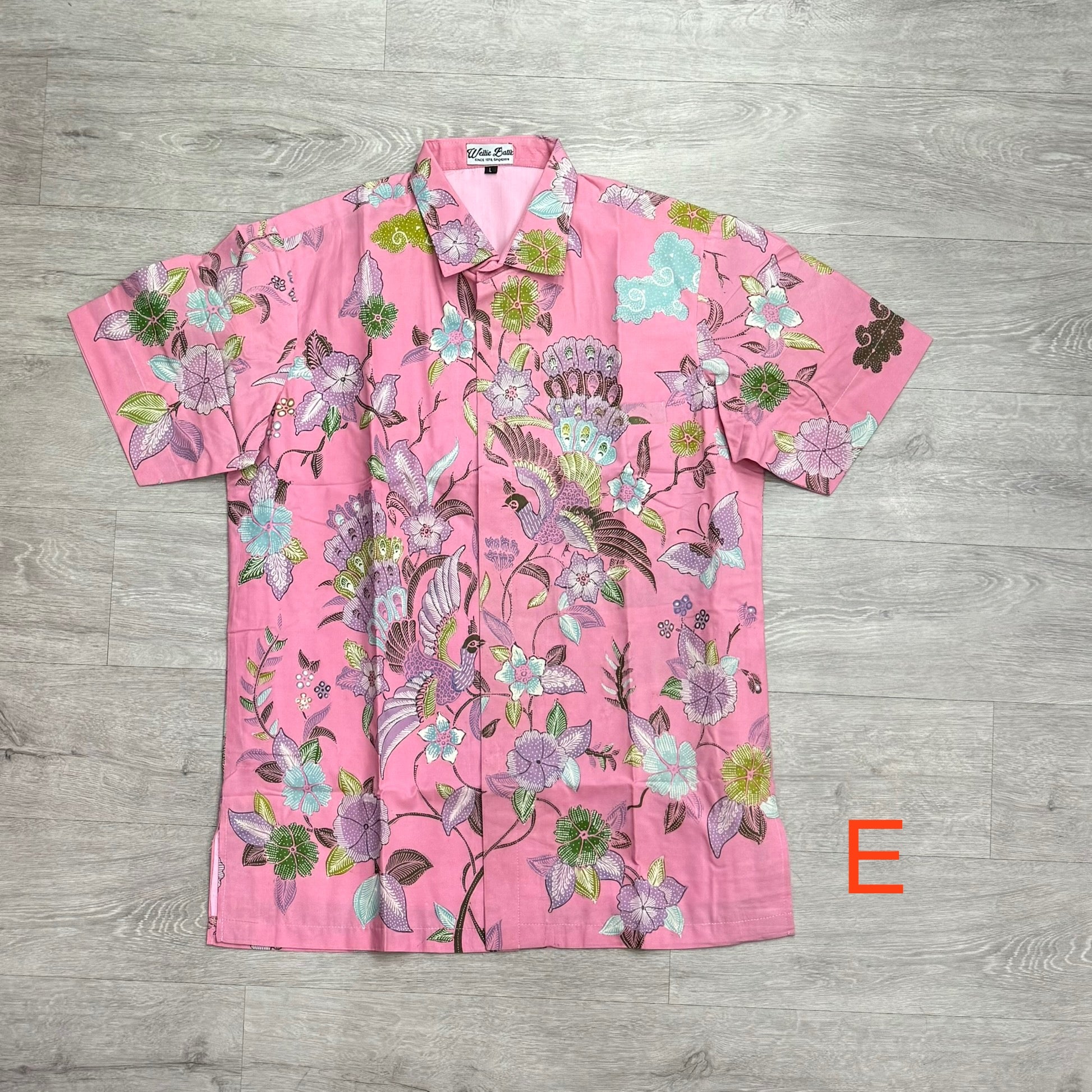 Hand drawn batik short sleeve shirts