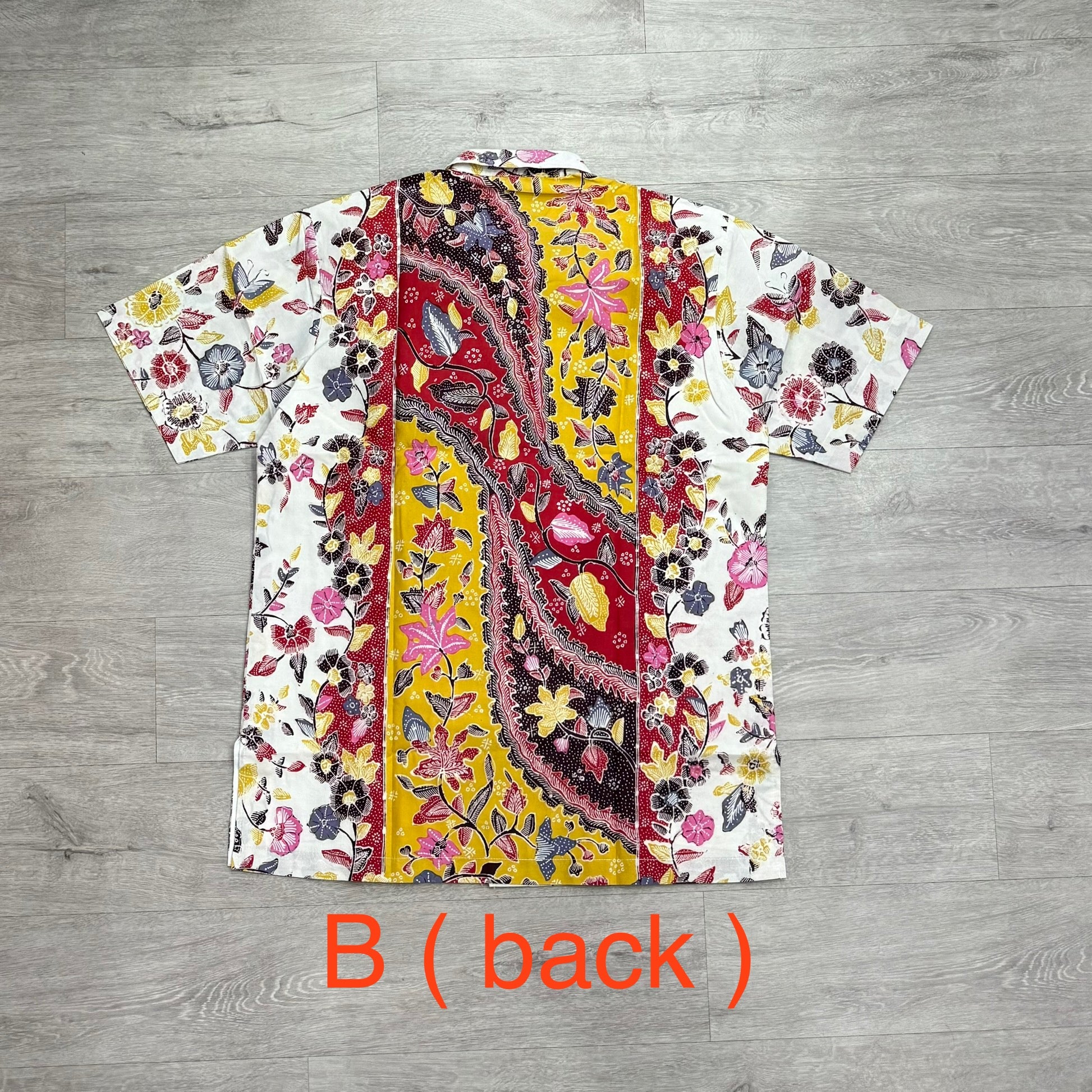 Hand drawn batik short sleeve shirts