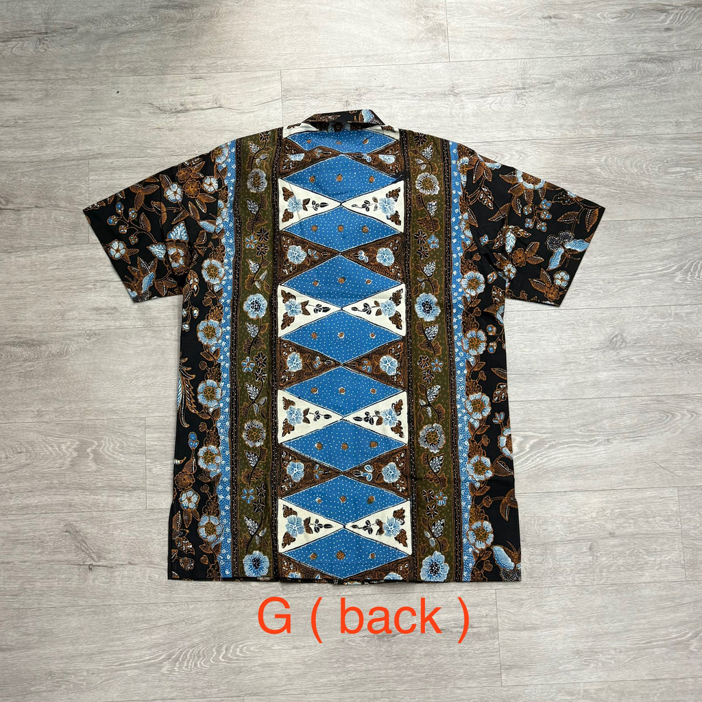 Hand drawn batik short sleeve shirts