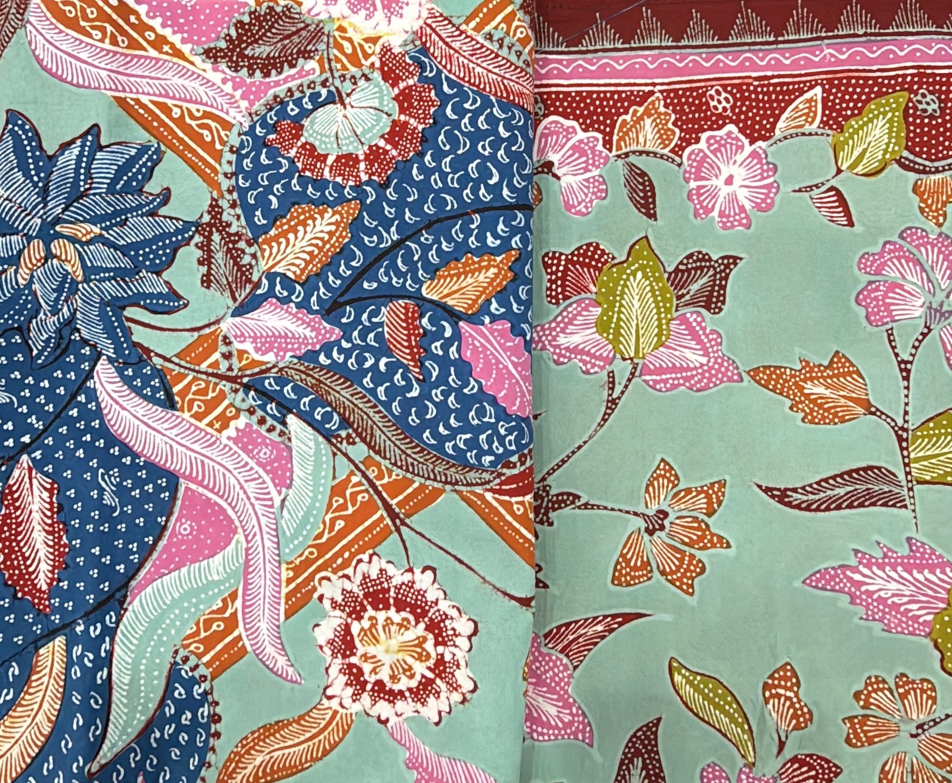 Hand drawn batik kain lepas